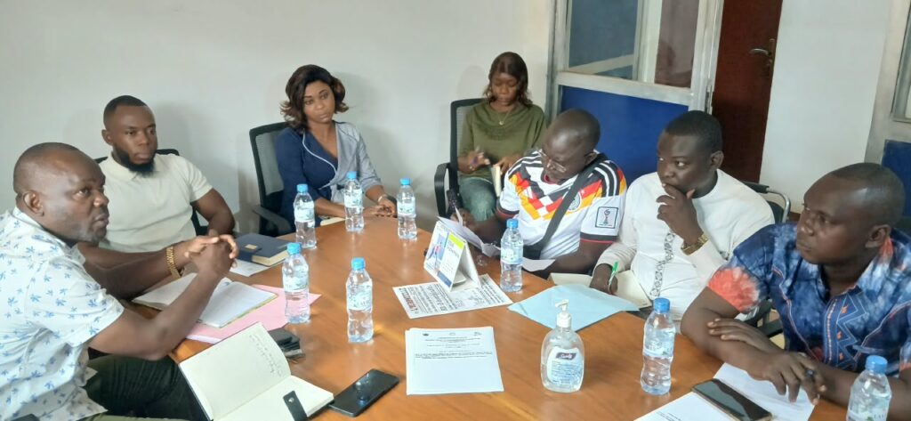 Le personnel de l’entreprise APTECH Africa signe le code de bonne conduite du PARSE whatsapp image 2026 09 09 at 14.03.03 1